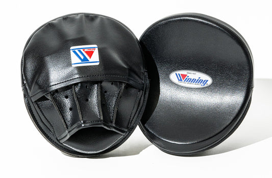 WINNING JAPAN BOXING OVAL CURVED PUNCH MITTS ROACH MITTS BLACK